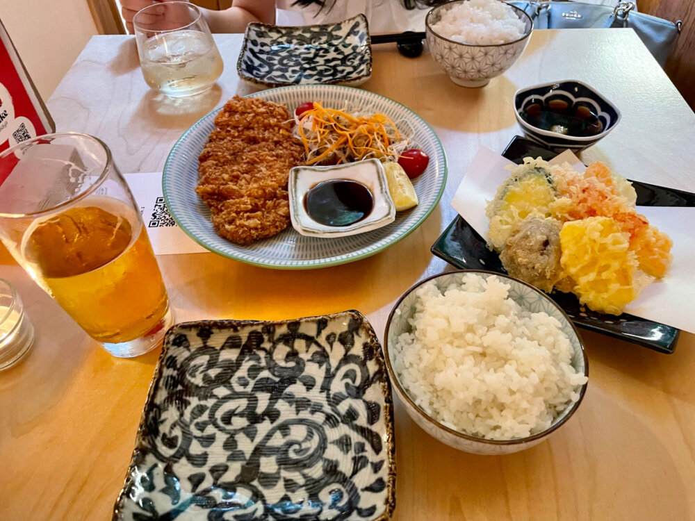 バーゼル三明のとんかつと天ぷら